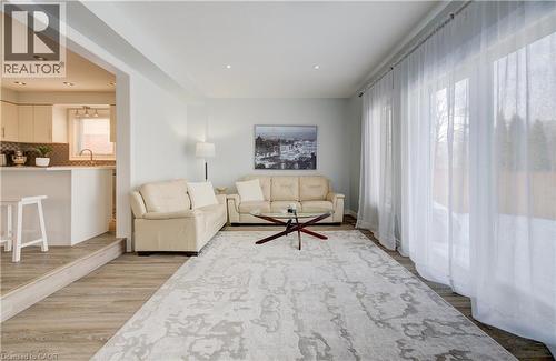 64 Hidden Creek Drive, Kitchener, ON - Indoor