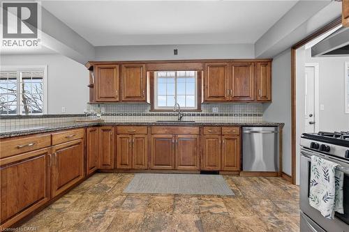 163 Rainham Road, Nanticoke, ON - Indoor Photo Showing Kitchen