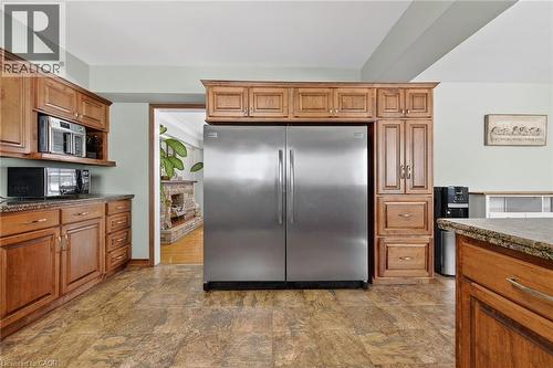 163 Rainham Road, Nanticoke, ON - Indoor Photo Showing Kitchen