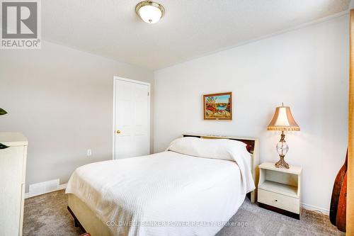 17 - 1337 Commissioners Road W, London South (South B), ON - Indoor Photo Showing Bedroom