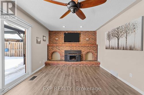 111 Roundhill Court, London South (South T), ON - Indoor With Fireplace