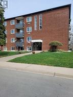 151 PLYMOUTH ROAD  Welland (Lincoln/Crowland), ON L3B 3C8