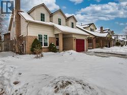 51 HUNTINGTON Lane St. Catharines, ON L2S 3R5