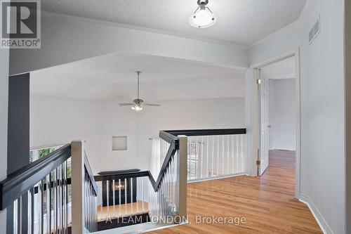 15 Bayside Court, London East (East D), ON - Indoor Photo Showing Other Room