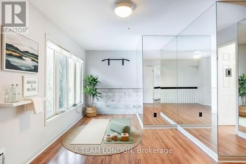 15 Bayside Court, London East (East D), ON - Indoor Photo Showing Other Room