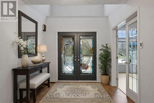 15 Bayside Court, London East (East D), ON - Indoor Photo Showing Other Room