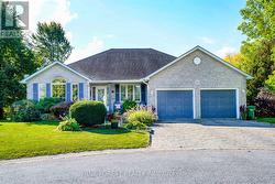 12 HUNTINGTON TERRACE  St. Thomas, ON N5R 6H1