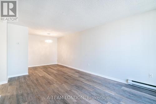 503 - 155 Kent Street, London East (East F), ON - Indoor Photo Showing Other Room