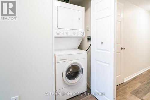503 - 155 Kent Street, London East (East F), ON - Indoor Photo Showing Laundry Room