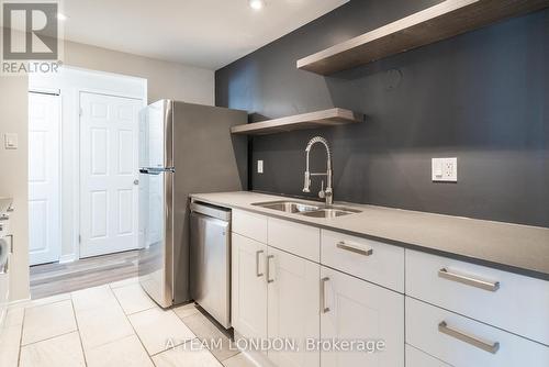 503 - 155 Kent Street, London East (East F), ON - Indoor Photo Showing Kitchen With Double Sink