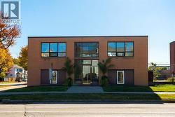 219 LOCHIEL STREET  Sarnia, ON N7T 4C8