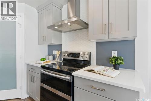 306 Secord Way, Saskatoon, SK - Indoor Photo Showing Kitchen