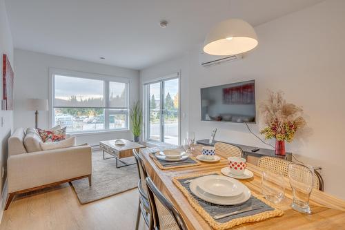 Dining room - 202-650 Rue Du Ruisseau, Mont-Tremblant, QC - Indoor