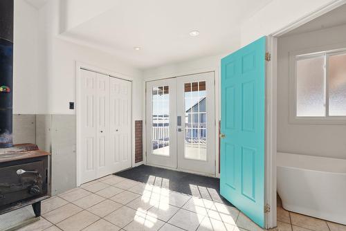 Hall d'entrée/Vestibule - 525 10E Rang E., Saint-Nazaire-D'Acton, QC - Indoor Photo Showing Other Room