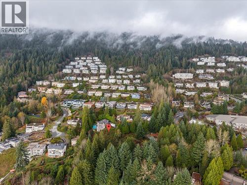 2320 Chairlift Close, West Vancouver, BC 