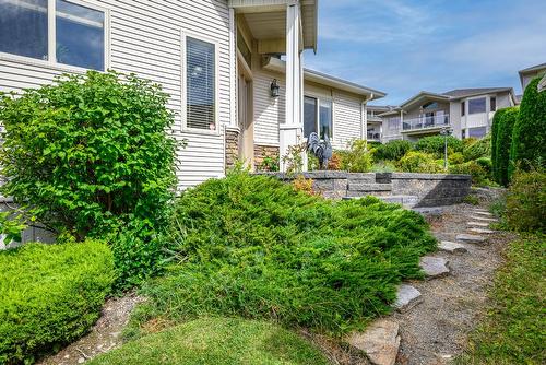 2-2100 Boucherie Road, West Kelowna, BC - Outdoor