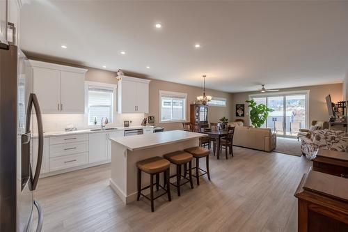 389 10Th Avenue, Keremeos, BC - Indoor