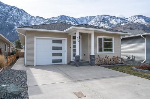 389 10th Avenue  Keremeos, BC V0X 1N3