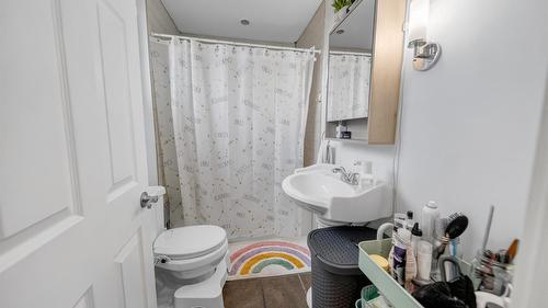 511 3Rd Street, Cranbrook, BC - Indoor Photo Showing Bathroom