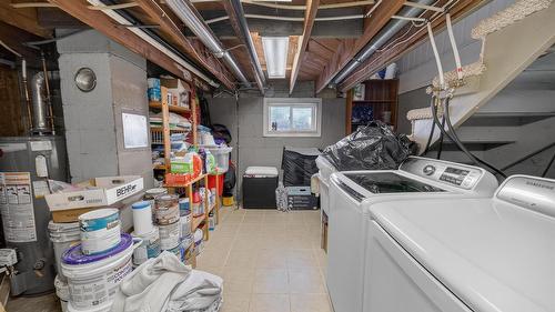 511 3Rd Street, Cranbrook, BC - Indoor Photo Showing Laundry Room