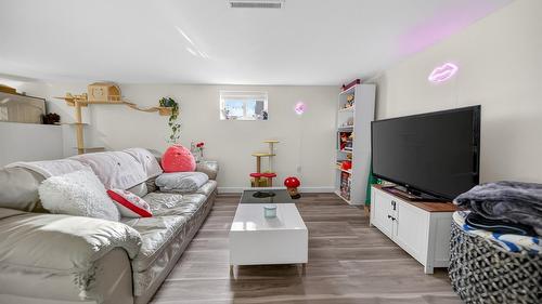 511 3Rd Street, Cranbrook, BC - Indoor