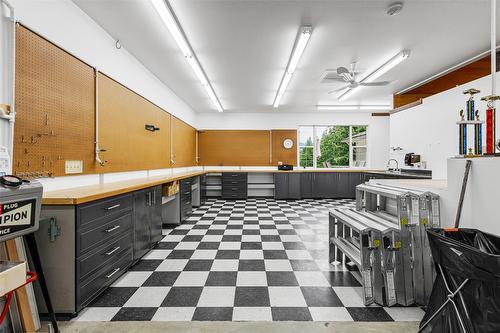 1548 Teetzel Road, Creston, BC - Indoor Photo Showing Other Room