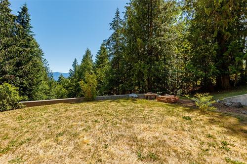 1548 Teetzel Road, Creston, BC - Outdoor
