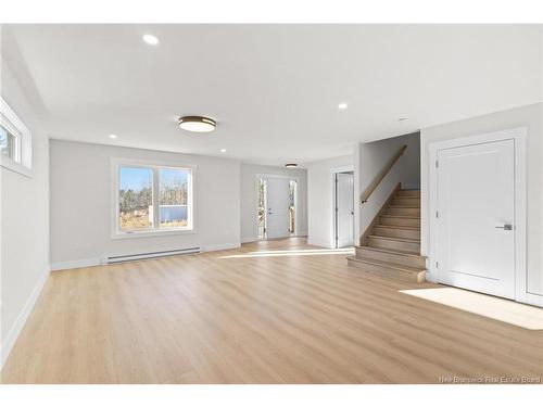 32 Attenborough Dr, Fredericton, NB 