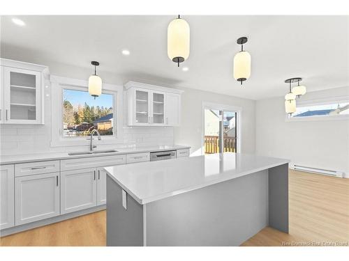 32 Attenborough Dr, Fredericton, NB 