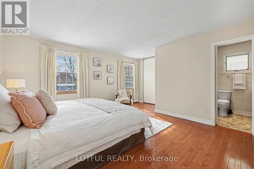 41 Pattermead Crescent, Ottawa, ON - Indoor Photo Showing Bedroom