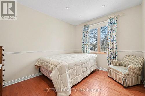 41 Pattermead Crescent, Ottawa, ON - Indoor Photo Showing Bedroom