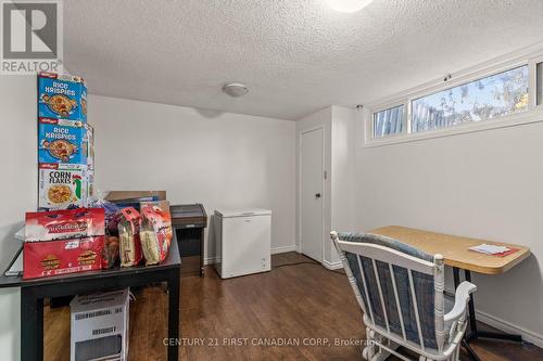 36 - 595 Third Street, London East (East H), ON - Indoor Photo Showing Other Room