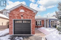 92 GRAY AVENUE  New Tecumseth, ON L9R 1P6