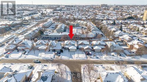 211 Rushdale Drive, Hamilton, ON - Outdoor With View