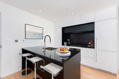 Kitchen - 305-585 Av. Glengarry, Mont-Royal, QC - Indoor Photo Showing Dining Room