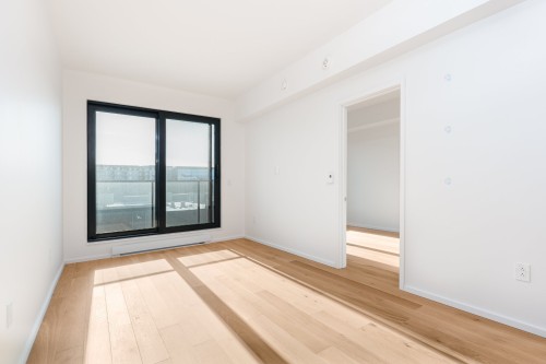 Living Room - 305-585 Av. Glengarry, Mont-Royal, QC - Indoor Photo Showing Other Room