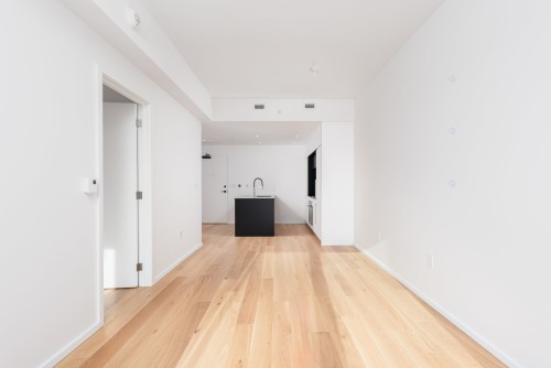 Living Room - 305-585 Av. Glengarry, Mont-Royal, QC - Indoor Photo Showing Other Room