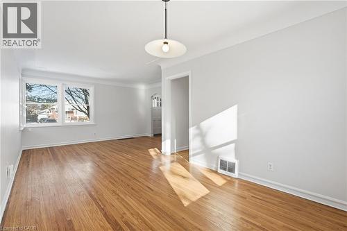 15 East 41St Street, Hamilton, ON - Indoor Photo Showing Other Room