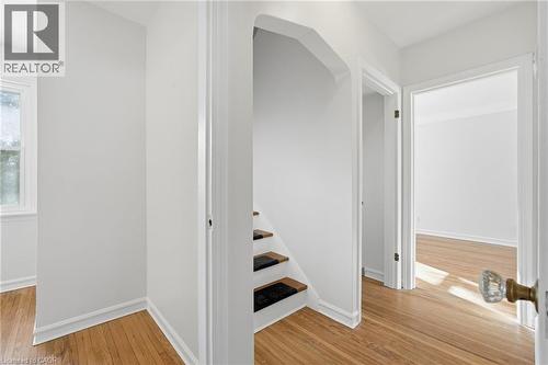 15 East 41St Street, Hamilton, ON - Indoor Photo Showing Other Room