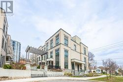 7 - 50 HOLMES AVENUE  Toronto, ON M2N 4W5