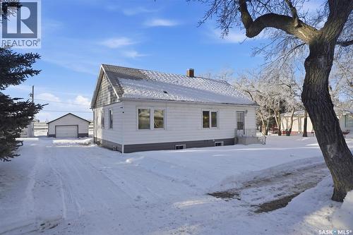 208 2Nd Avenue E, Nokomis, SK - Outdoor