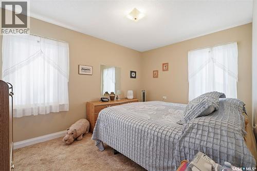 208 2Nd Avenue E, Nokomis, SK - Indoor Photo Showing Bedroom