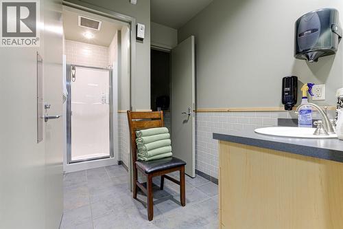 2572 Davies Avenue, Port Coquitlam, BC 