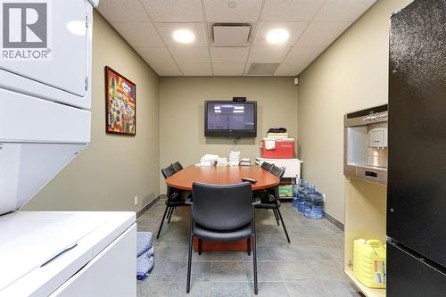 2572 Davies Avenue, Port Coquitlam, BC 