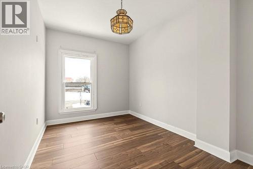 285 Mary Street, Hamilton, ON - Indoor Photo Showing Other Room