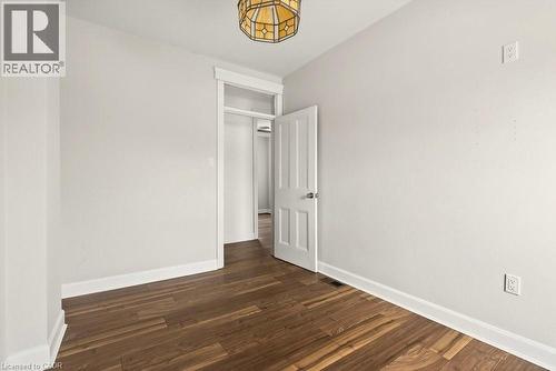 285 Mary Street, Hamilton, ON - Indoor Photo Showing Other Room