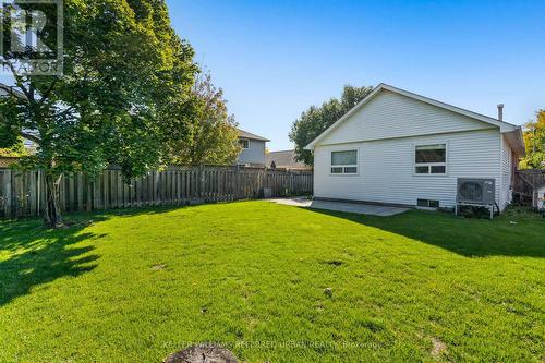 1253 Thorpe Road, Burlington, ON - Outdoor