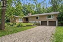 563 6TH CONCESSION ROAD W Hamilton, ON L8B 1N2