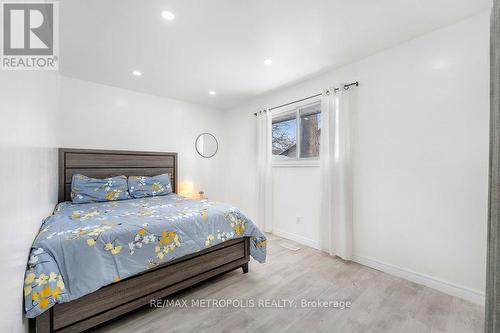 263 Fergus Avenue, Kitchener, ON - Indoor Photo Showing Bedroom
