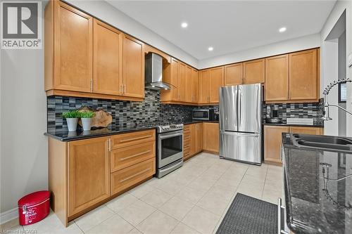 2265 Stokes Lane, Burlington, ON - Indoor Photo Showing Kitchen With Double Sink